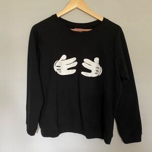 Married to the Mob Black Pullover Size Medium